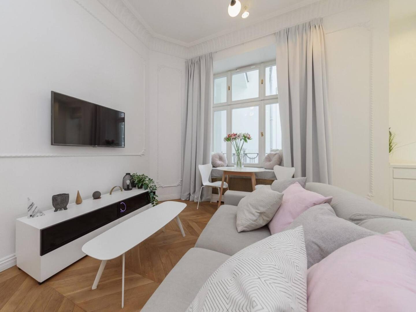 Elegance Poznanska 16 Premium Apartament
