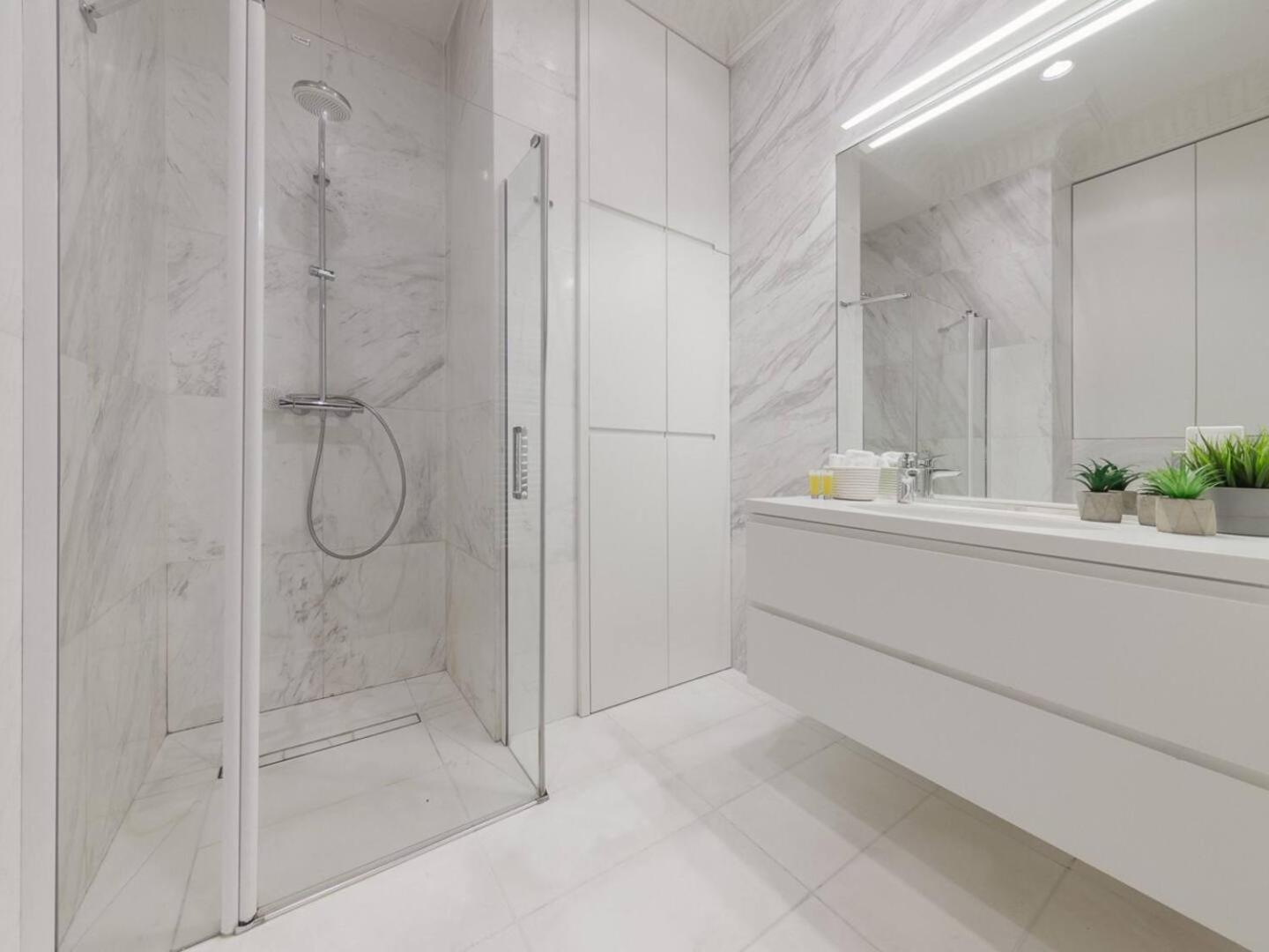 Elegance Poznanska 16 Premium * Warszawa